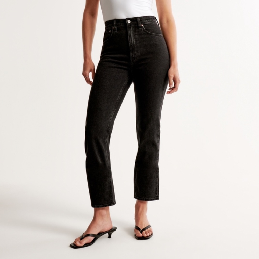 Abercrombie | The Ankle Straight Ultra High Rise